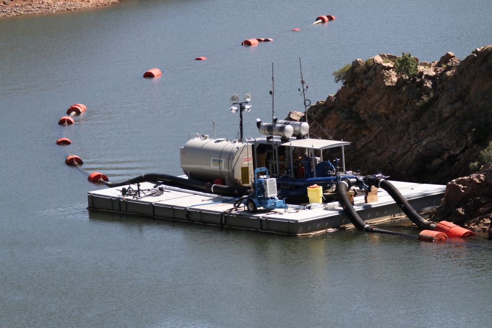 Equipment floats on reservoir