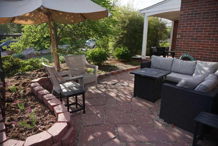 Patio with furniture 