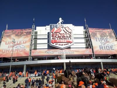 Fans attending Broncos home games don't have to worry about being charged for water from the tap, unlike what happened with New England Patriots fans. Photo credit to Thelastcanadian, Wikimedia Commons.
