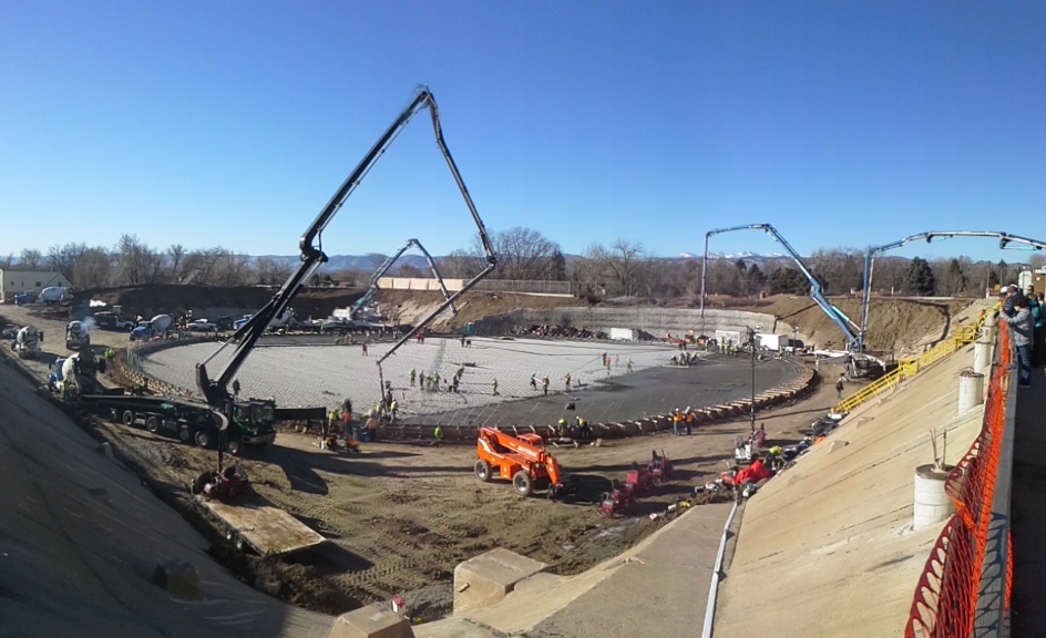 On Jan. 18, 2014, crews poured more than 1,200 cubic yards of concrete throughout the day to create a 256-foot-diameter concrete base slab for a new underground storage tank at Ashland Reservoir.
