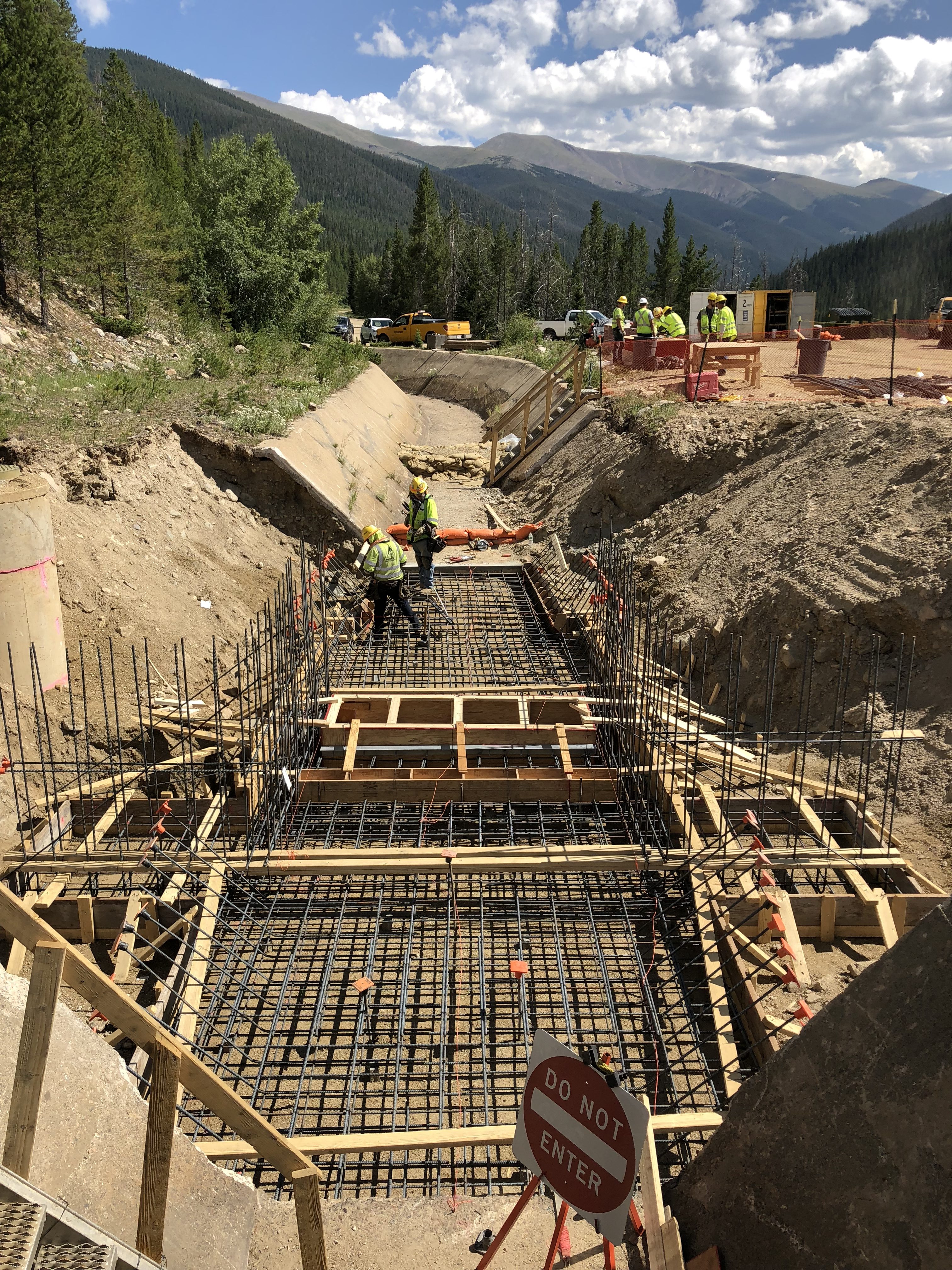 The new gate structure will make it easier to operate the Fraser/Jim Creek Canal and siphon.