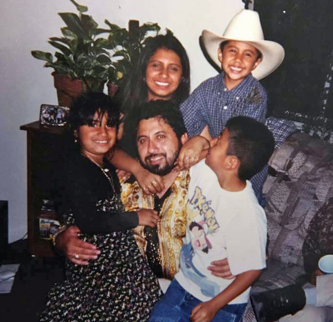 Julieta Quiñonez and family