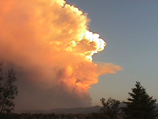 A cloud filled with smoke from the Hayman Fire.
